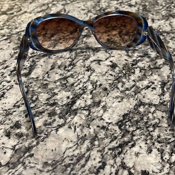 Jean LaFont Paris Hanoi 5152 Horn sunglasses - Picture 6 of 16